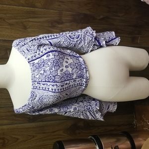 Crop top w wing sleeves